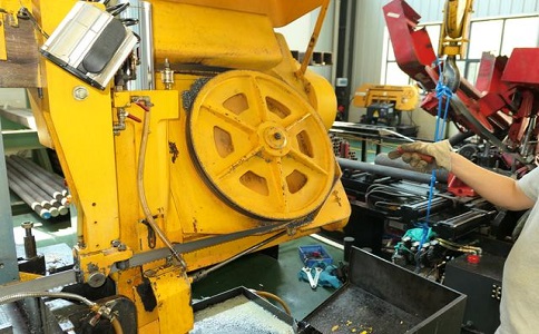 新邵金属带锯床的日常使用和保养注意事项！