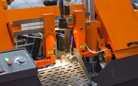 新邵龙门带锯床具备哪些优点？